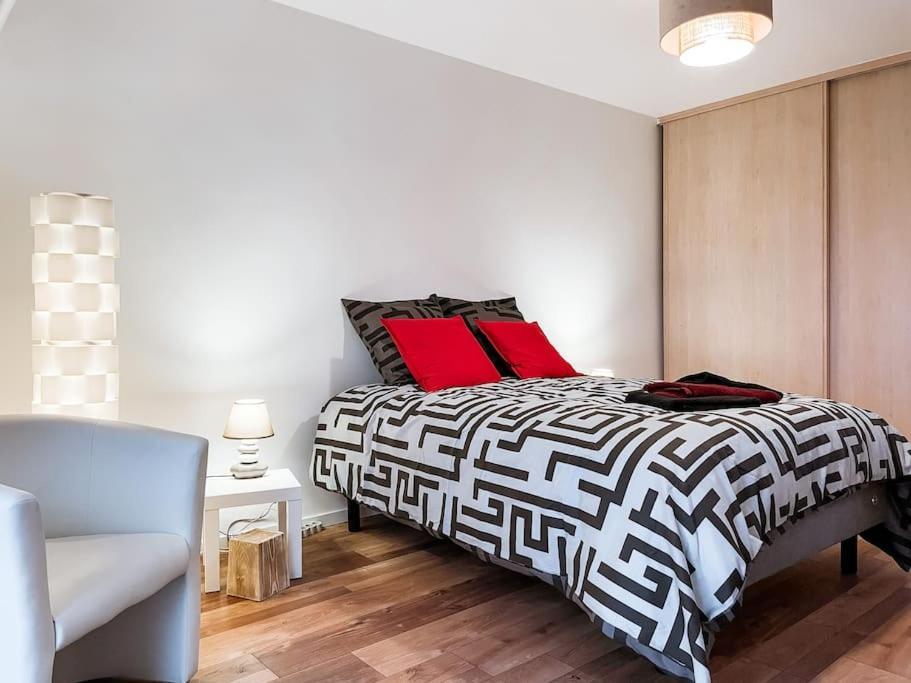 Lumineux Avec Vue Sur Les Vosges Appartement Colmar Buitenkant foto